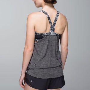 Lululemon Rest Less Tank Heathered Black / Flowabunga Black Angel Wing Size 2